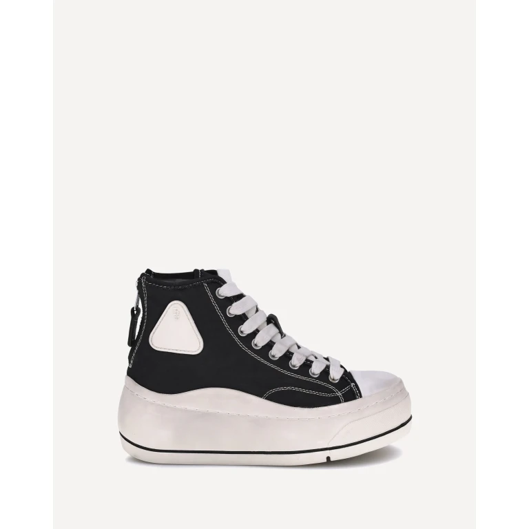High Top Sneakers Female 9