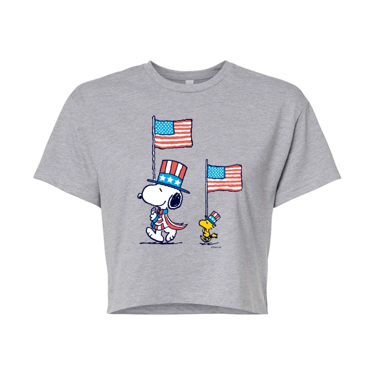 Snoopy and Woodstock Flags - Juniors Cropped Graphic T-Shirt
