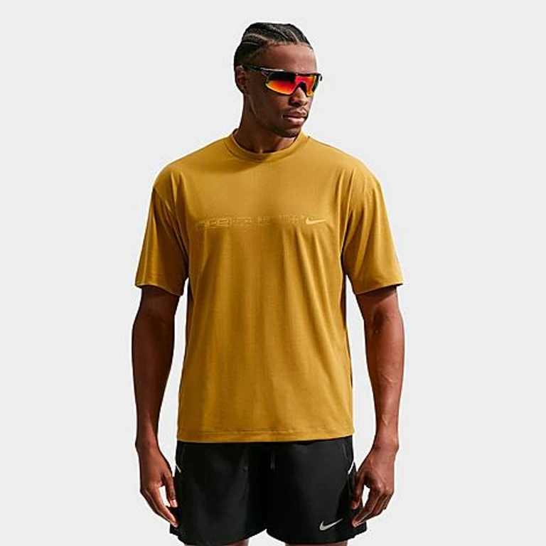 Nike Men's Disrupt Dri-FIT Short-Sleeve Running Top in Peat Moss/Spruce Fog Size: Small