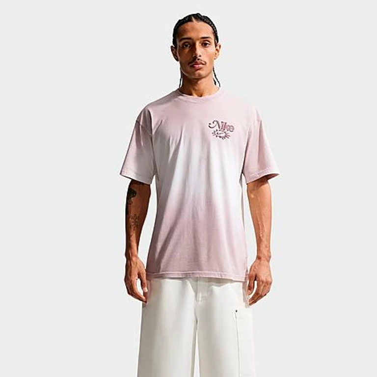 Nike Men's Sportswear Radiate The Sole T-Shirt in Sail/Moon Particle Size: XS
