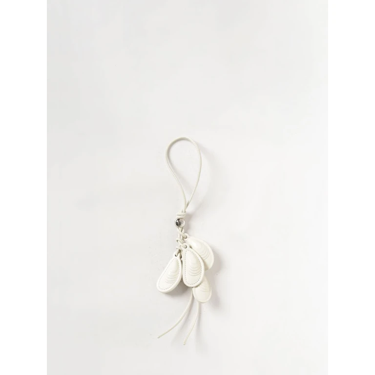 Keyring in Smooth Calfskin with Engraved Monogram Charm (CFLC232X042100)