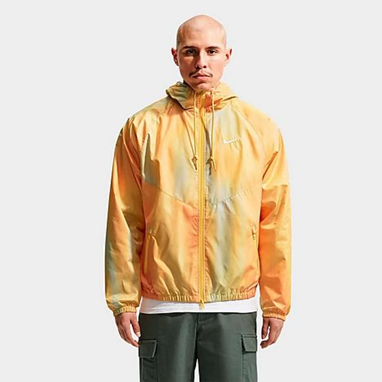 Nike Men's Windrunner Sunset Lined Jacket in Topaz Gold/White Size: XS
