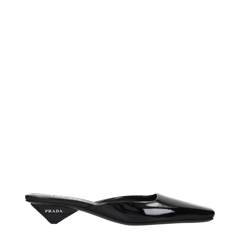 Black Leather Flat Sandals - Women