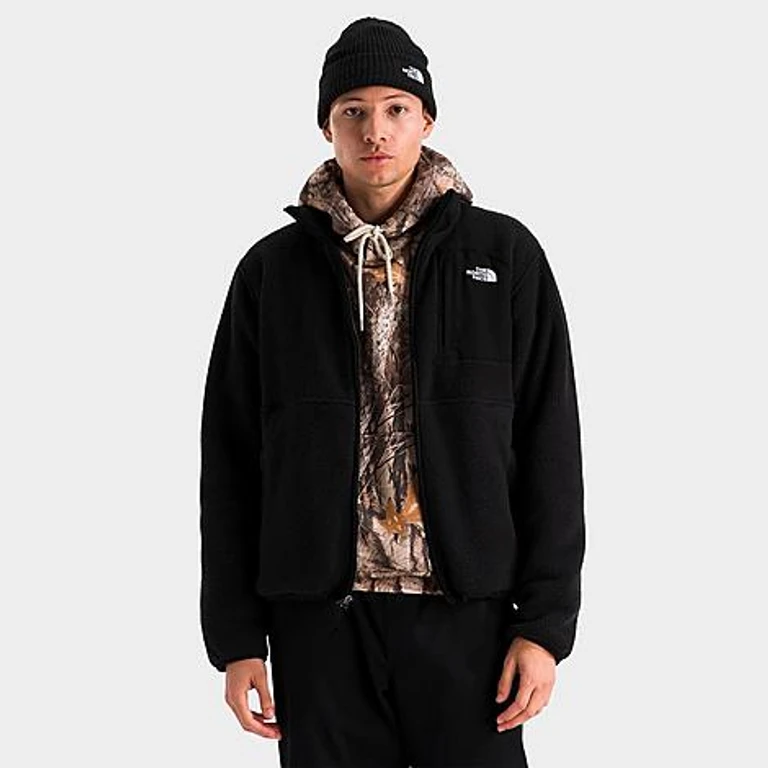 The North Face Men's Yumiori Off Peak Full-Zip Jacket in TNF Black Size: XS