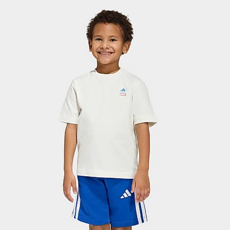 adidas Toddler and Little Kids x Marvel Avengers T-Shirt in Off White/Ray Blue Size: XS