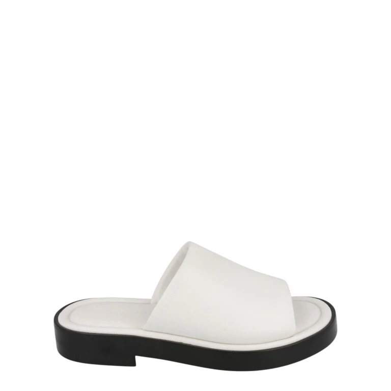 Giunone Leather Slides
