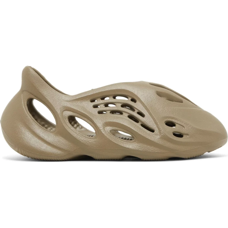 Men's Yzy Foam Rnr Sneakers