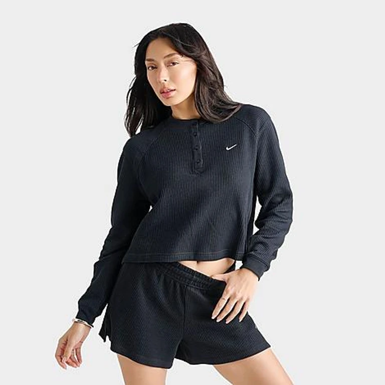 Nike Women's Sportswear Chill Waffle Oversized Long-Sleeve Henley Top in Black/Sail Size: XS
