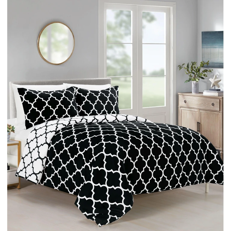 3-Piece Moroccan Trellis Reversible Comforter Set