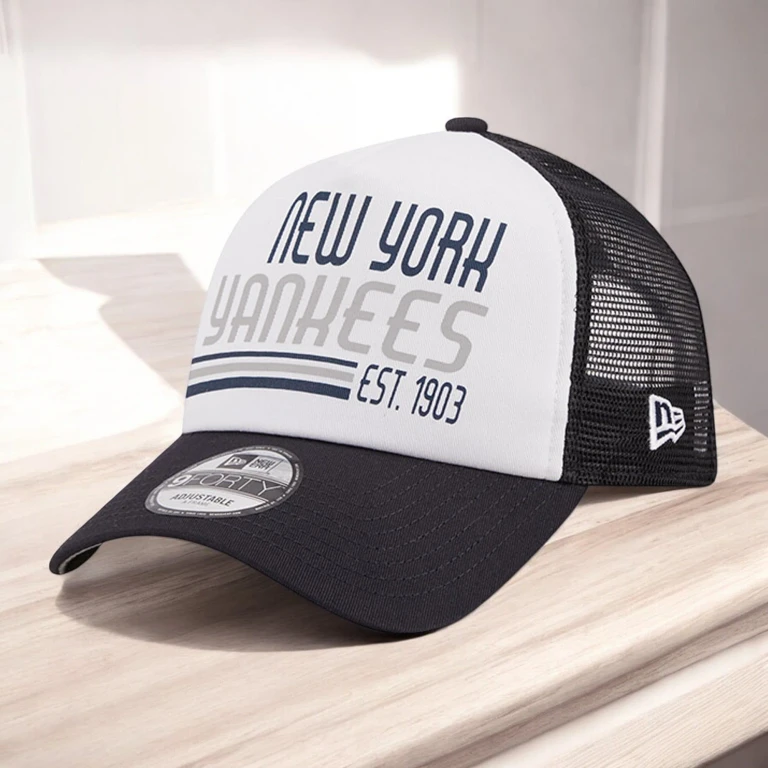 Men's MLB 940 Stacked A-Frame Trucker Adjustable Yankees