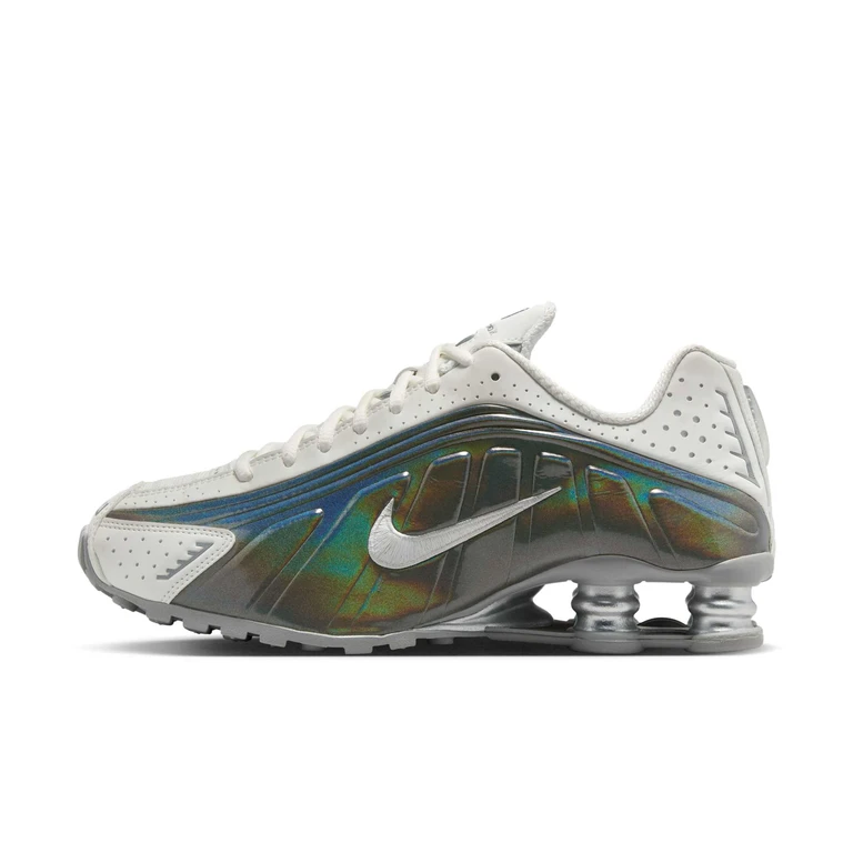 Women's Shox R4 Sneakers