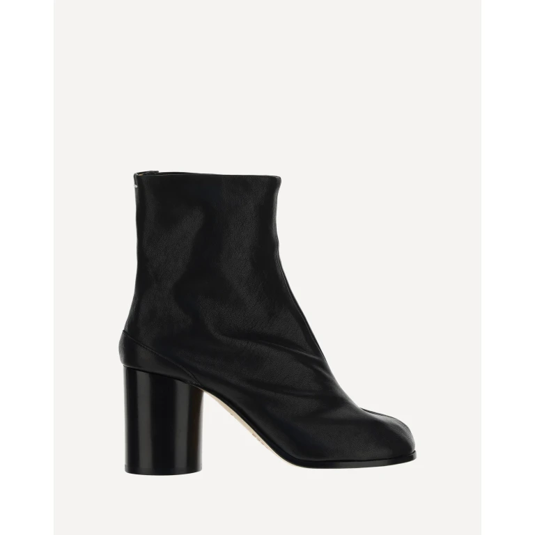 MARGIELA Tabi Ankle Boots Female 36