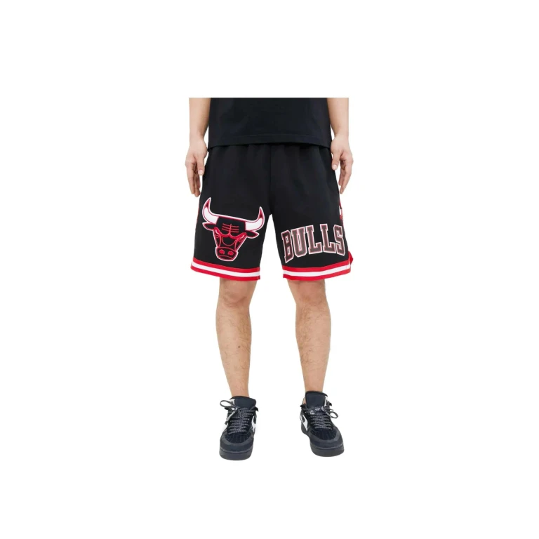 Chicago Bulls Classic Chenille Men Shorts Black