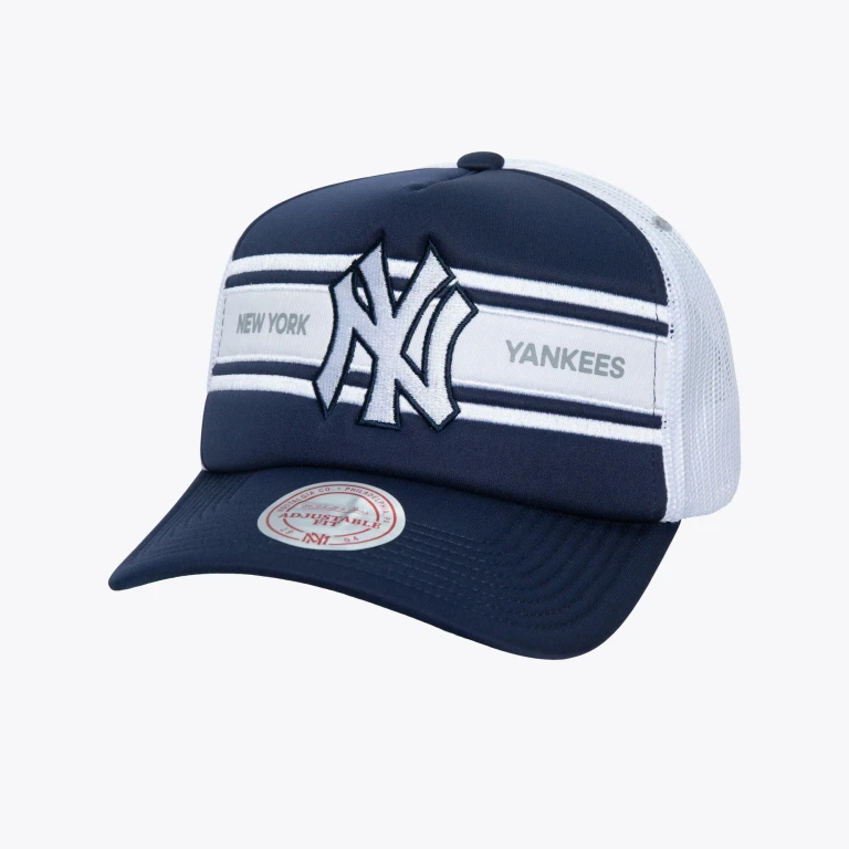 Men's MLB Sideline Trucker Yankees Hats