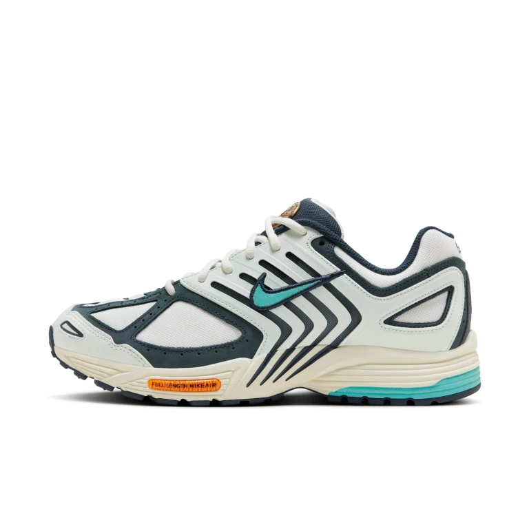 Men's Air Pegasus 2005 Sneakers