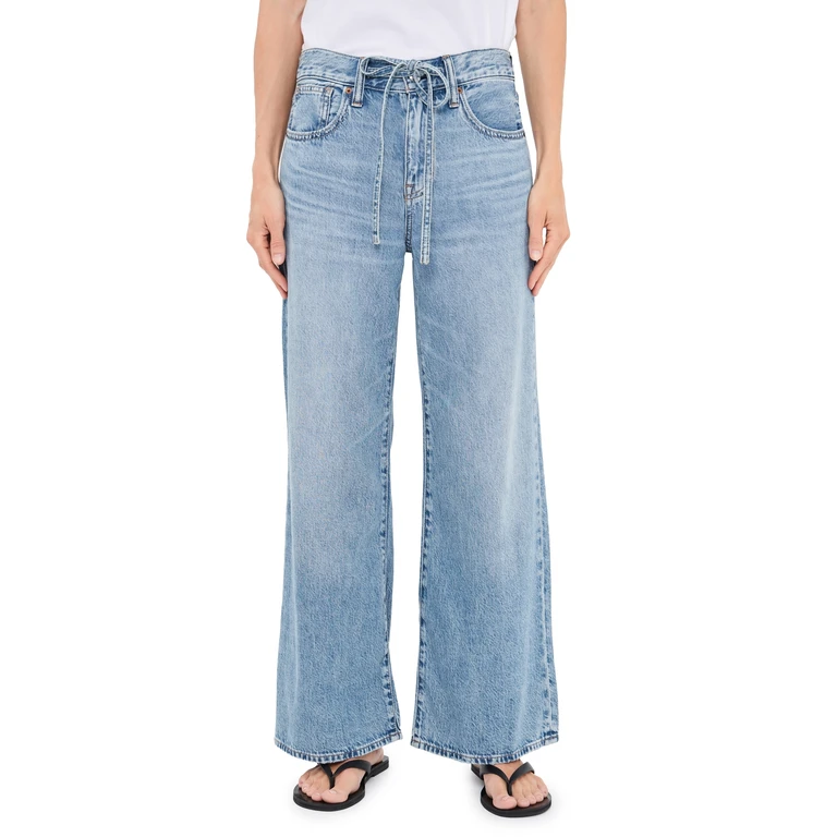 The Petite Ultimate Wide-Leg Jean in Airy Denim RAEBROOK WASH 29