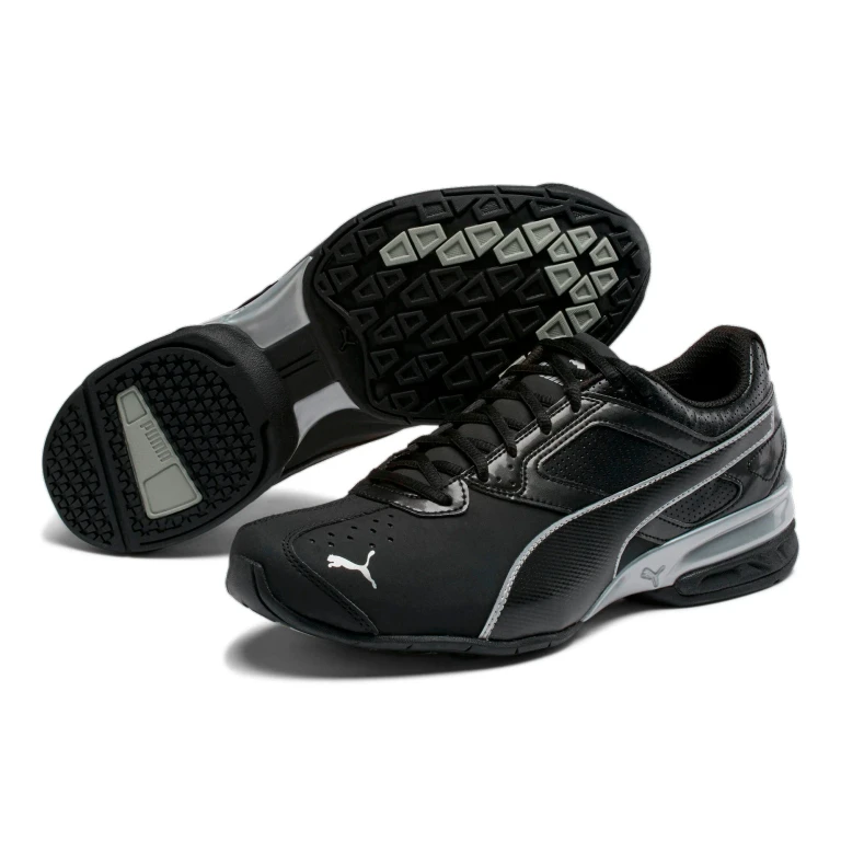 Men's Tazon 6 Fm Sneakers