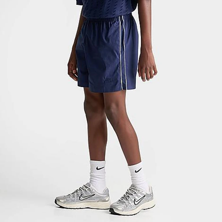 Nike Big Kids Sportswear Woven Shorts in Midnight Navy/Midnight Navy/Soft Pearl Size: Small