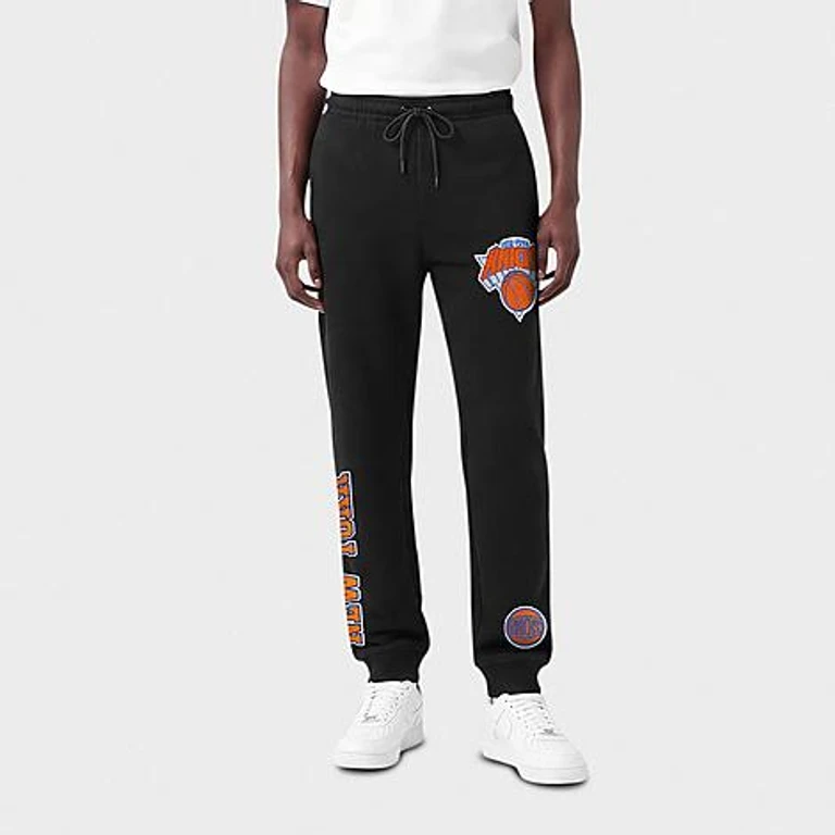 Pro Standard Men's New York Knicks NBA Classic Chenille Fleece Jogger Pants in Black Size: Small