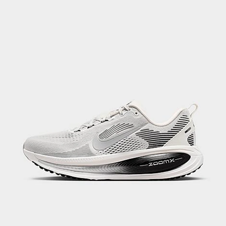 Men's Vomero 18 Running Shoes in Summit White/Black/Off White Size: 7.5