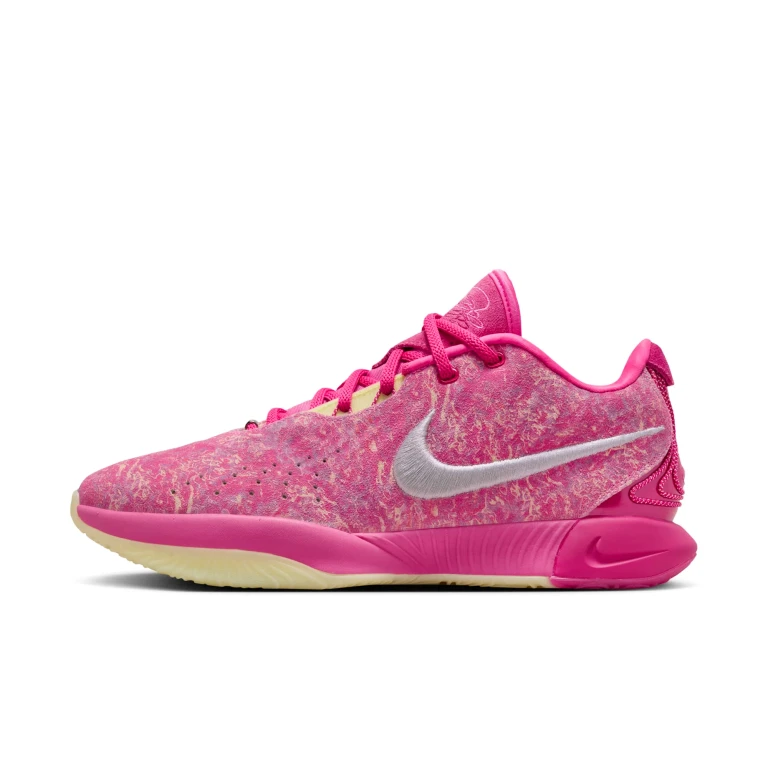 Men's Lebron Xxi Sneakers