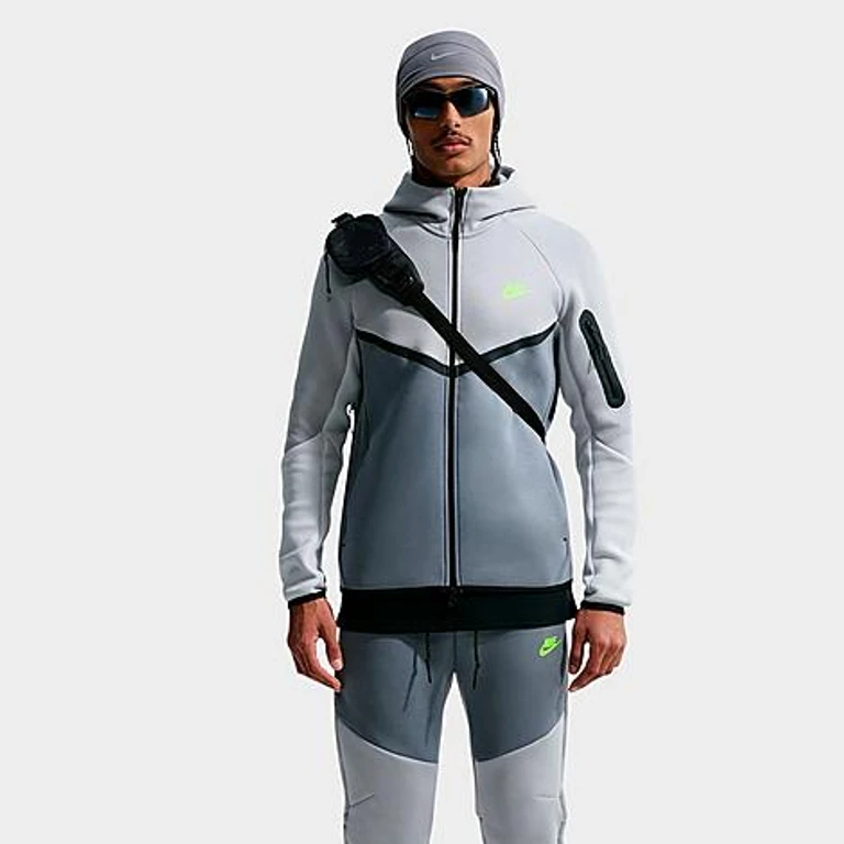 Nike Men's Tech Fleece Windrunner Full-Zip Hoodie in Light Smoke Grey/Cool Grey/Photon Dust Size: XS