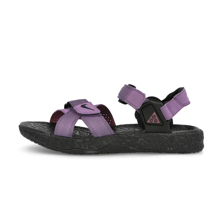 Men's Acg Air Deschutz + Sneakers