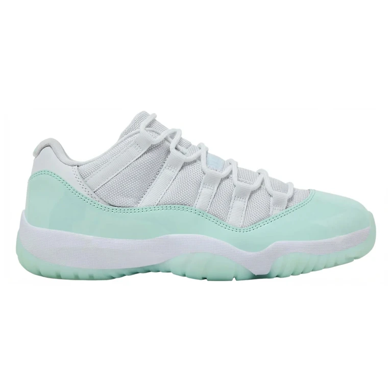 Women's 11 Retro Low Sneakers