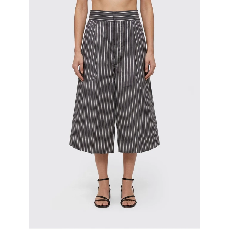 Shorts Woman color Black (SHO0869HENNANOI2626S)