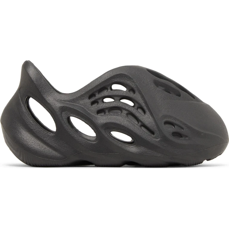 Infants Yeezy Foam Rnr 'Onyx Infants' Sneakers