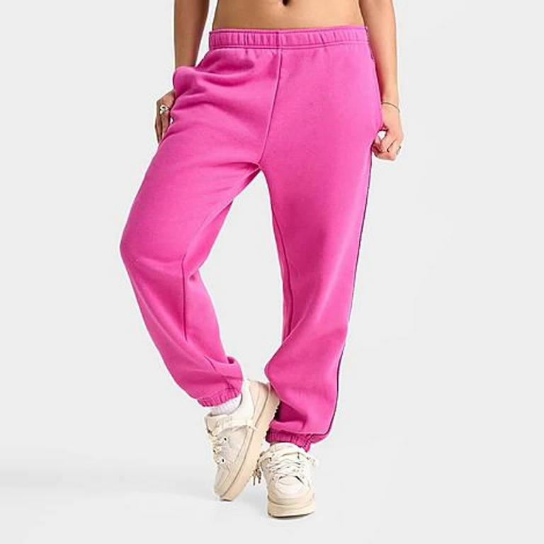 Women's Classic Sweatpants in Vavoom