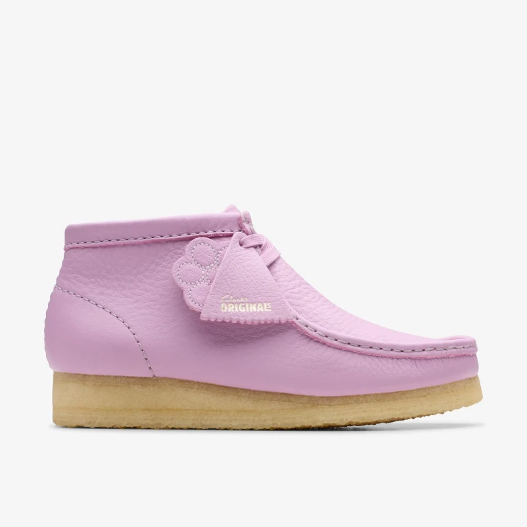 Women's Wallabee Boot. Slip On Shoes