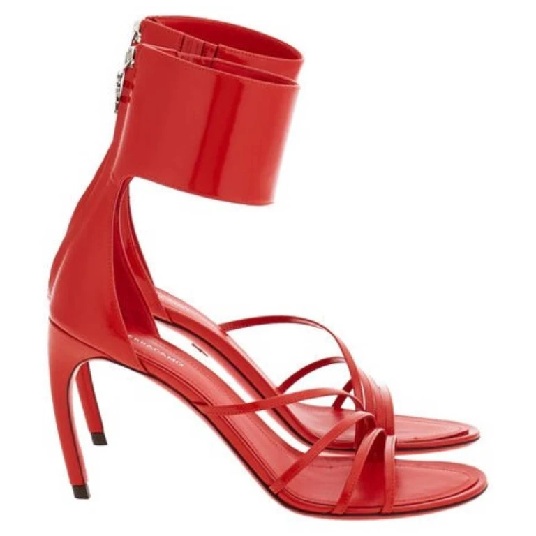 Ferragamo Clethra Curve Heel Leather Sandals (01H783 772937)