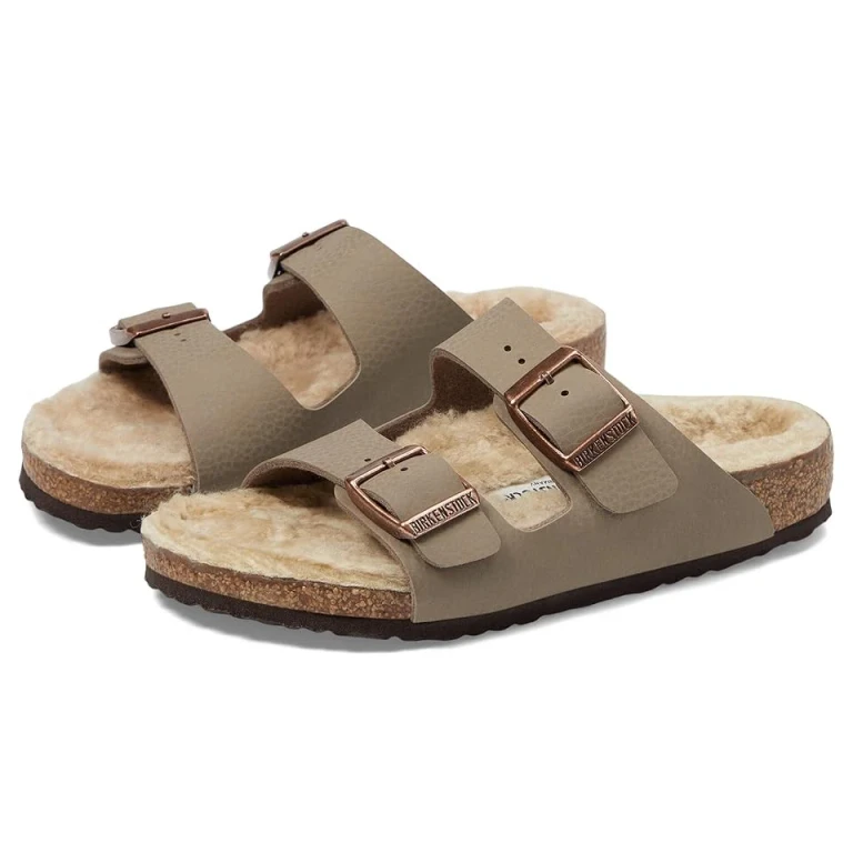 Madrid Big Buckle Natural Leather Patent High-Shine Sandals Narrow