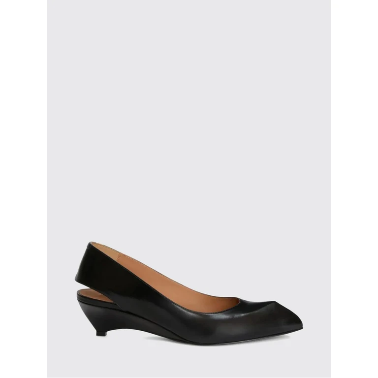 Pump Woman color Black (J16WN0001P7689001)
