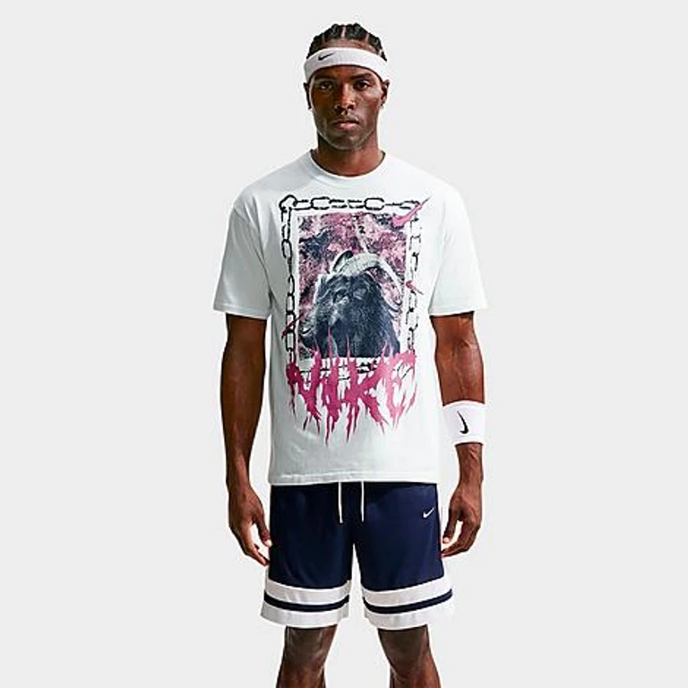 Nike Men's Basketball Goat Graphic T-Shirt in Summit White Size: Small