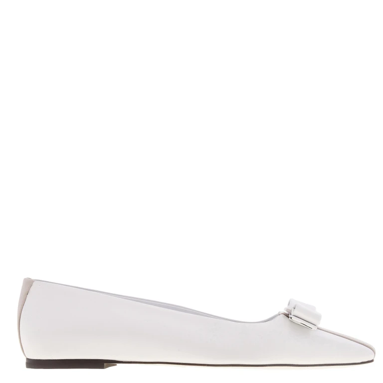 Vara Bow Leather Ballet Flats, Size 7 C