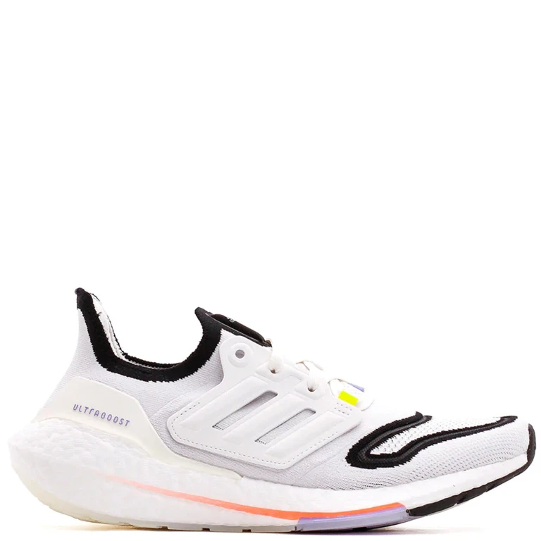 Women's Ultraboost 22 W Sneakers