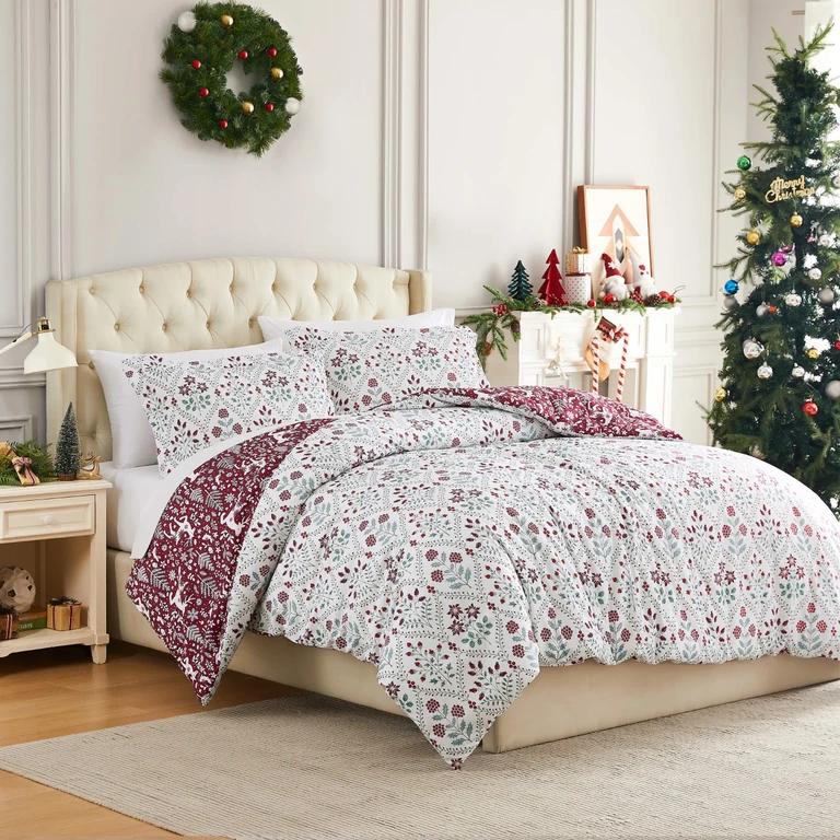 Holiday Harmony Oversized Comforter Set