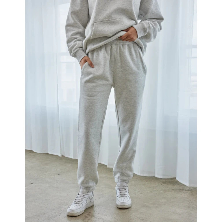 Basics Cloud Grey Unisex Sweatpant