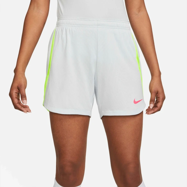 Women's Dri-Fit Strike Soccer Shorts