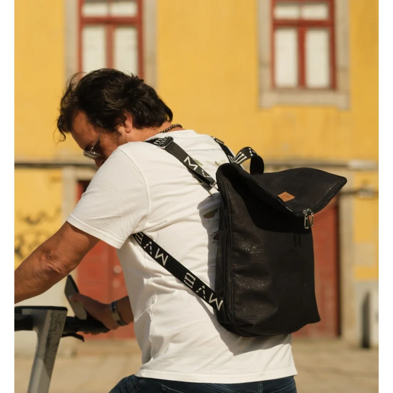 Laptop Vegan Backpack black cork