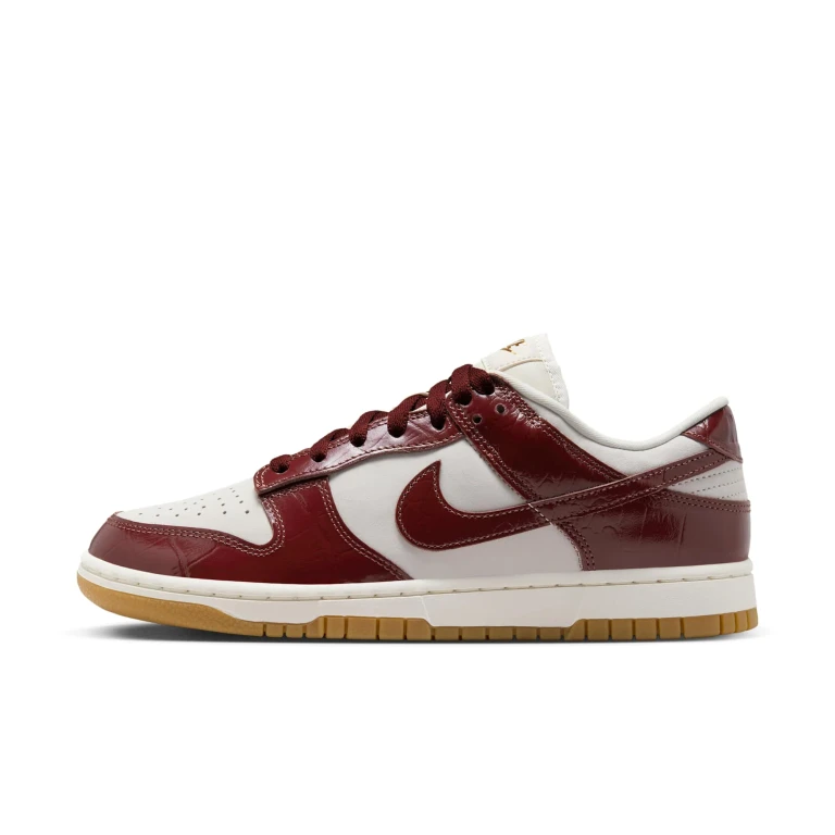 Women's Dunk Low Lx Sneakers