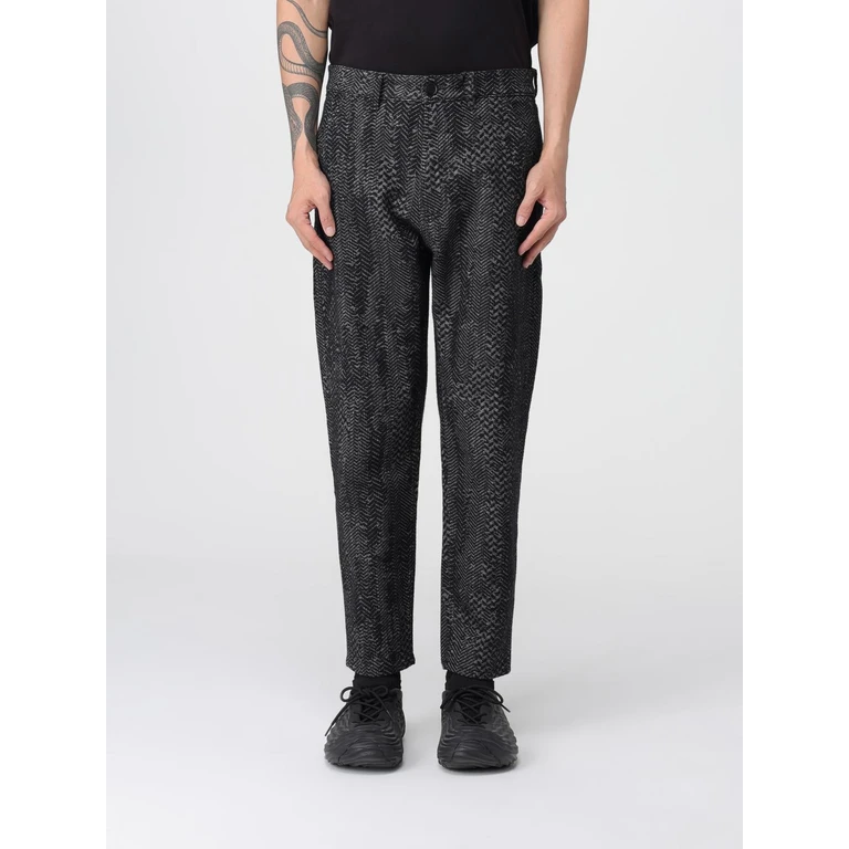 Pants Men color Black (79OAA121N0598899)