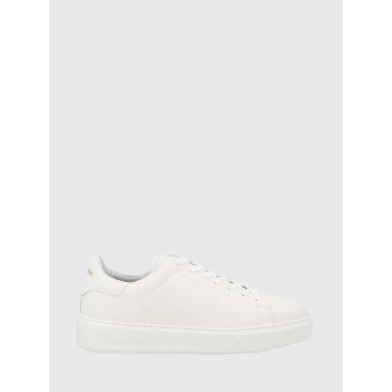 Low-Top Sneakers in Smooth Leather with Padded Ankle and Rear Logo (WFM261001A00A0)