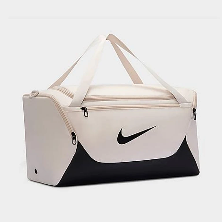 Nike Brasilia Training Duffel Bag (Small, 40L) in Light Bone/Black