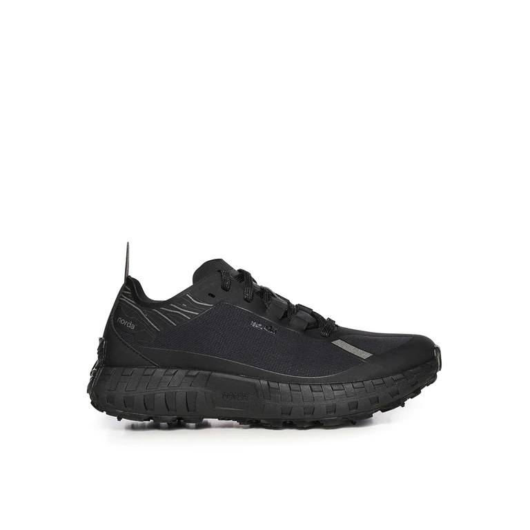 Baskets noires