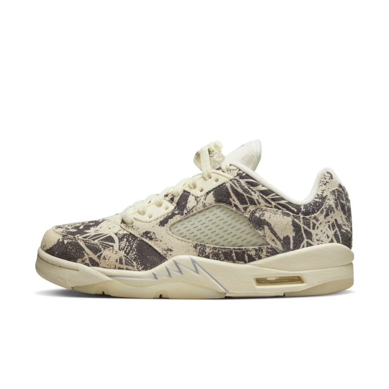 Women's Retro 5 Low 'Expression ' Sneakers