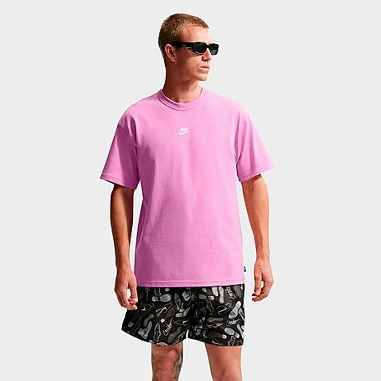Nike Men's Sportswear Premium Essentials Futura T-Shirt in Light Magenta Size: XS