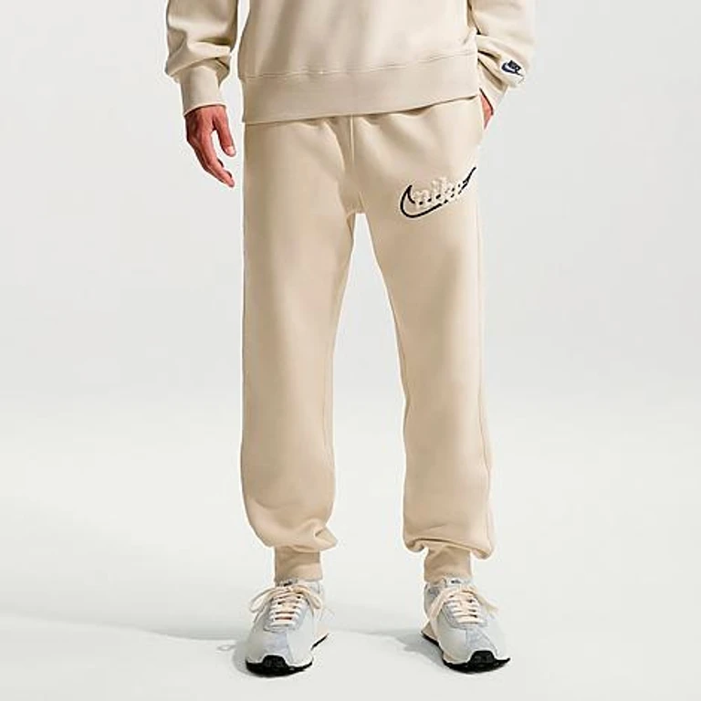 Nike Men's Sportswear Club Chenille Script Fleece Jogger Pants in Light Khaki/Light Khaki/Obsidian Size: XS